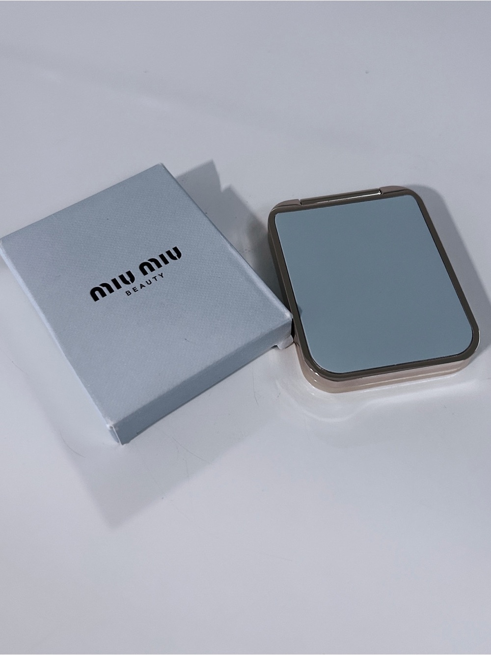 Miumiu beauty Compact Mirror - Black - Picture 5 of 8